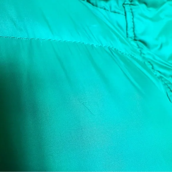 LL Bean Goosedown Puffer Coat with Removable Hood - Picture 7 of 16